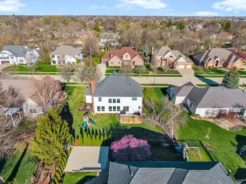 View/Area - 2106 Foxtail Rd, Bloomington, IL 61704 photo 4 of 11