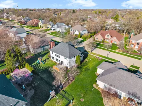 View/Area - 2106 Foxtail Rd, Bloomington, IL 61704 photo 5 of 11