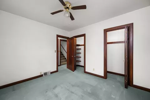 Bedroom - 925 24th St, Moline, IL 61265 photo 3 of 6