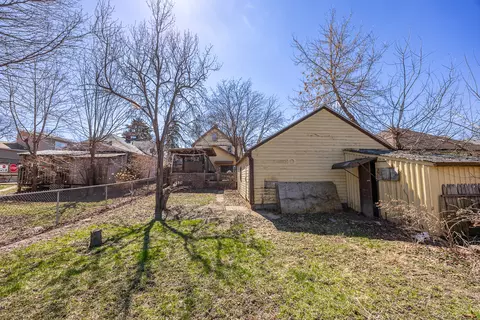 820 Spring St, Aurora, IL 60506 photo 6
