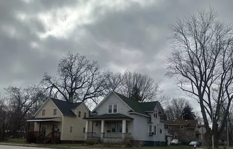 316 W 138th St, Riverdale, IL 60827