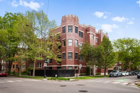 2752 W Argyle St #3, Chicago, IL 60625