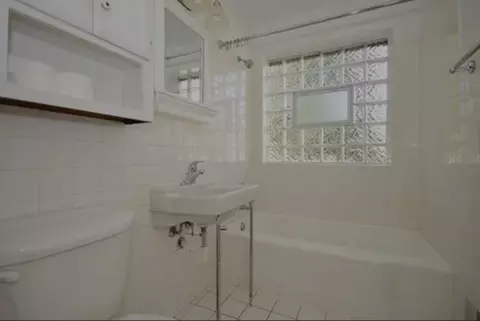 Bath - 144 E Quincy St, Riverside, IL 60546 photo 1 of 1