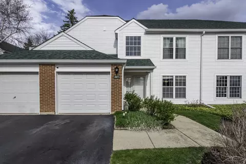 107 Templeton St, Lake Bluff, IL 60044