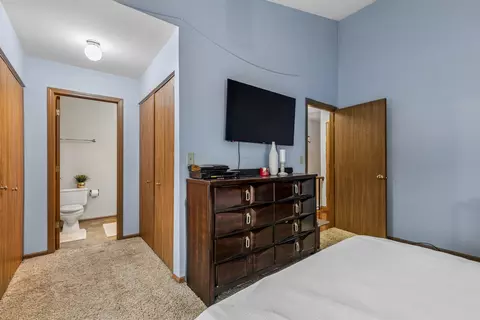 Bedroom - 404 Ballard Dr, Algonquin, IL 60102 photo 2 of 4