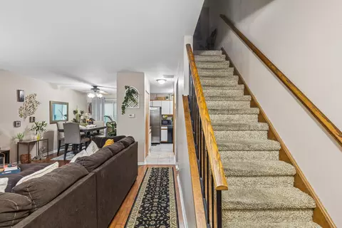 Entry Way - 404 Ballard Dr, Algonquin, IL 60102 photo 1 of 3