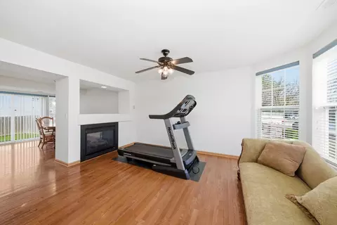 Living - 1758 Edith Ln, Aurora, IL 60504 photo 1 of 4