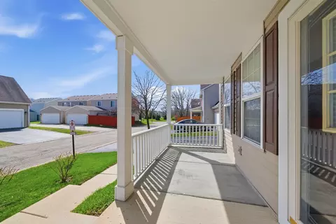 Exterior - 1758 Edith Ln, Aurora, IL 60504 photo 2 of 4