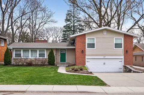 307 N Derbyshire Ave, Arlington Heights, IL 60004
