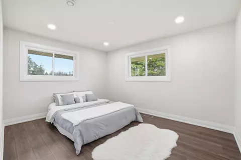 Bedroom - 1430 Emmerson Ln, Mount Prospect, IL 60056 photo 3 of 4