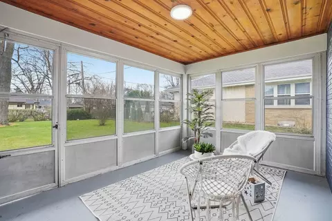 Exterior - 1430 Emmerson Ln, Mount Prospect, IL 60056 photo 3 of 6