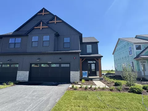 15446 W Amelia Cir, Lockport, IL 60441