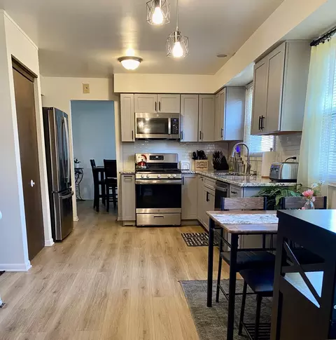 Kitchen - Undisclosed, Matteson, IL 60443 photo 2 of 4