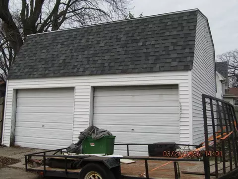 Exterior - 2334 18th Ave, Moline, IL 61265 photo 2 of 15