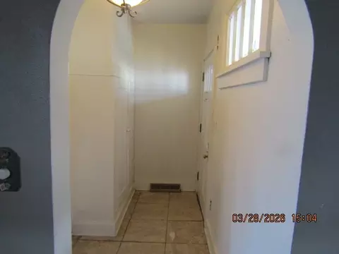 Entry Way - 2334 18th Ave, Moline, IL 61265 photo 7 of 7
