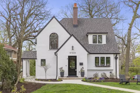 639 N Park Blvd, Glen Ellyn, IL 60137