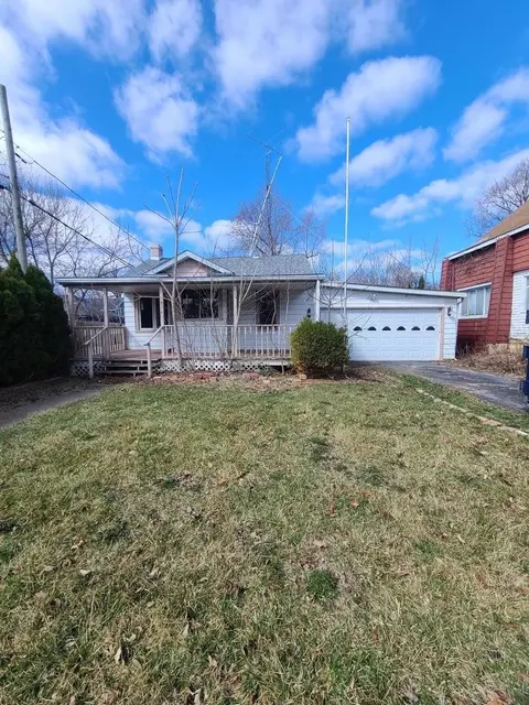 1834 Victoria Ave, North Chicago, IL 60064