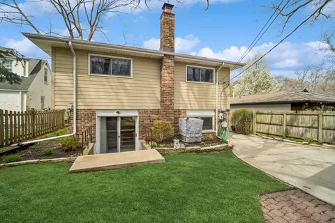 Exterior - 621 Echo Ln, Glenview, IL 60025 photo 3 of 3