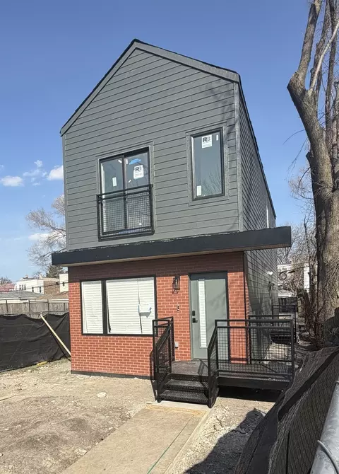 611 N Lawndale Ave, Chicago, IL 60624