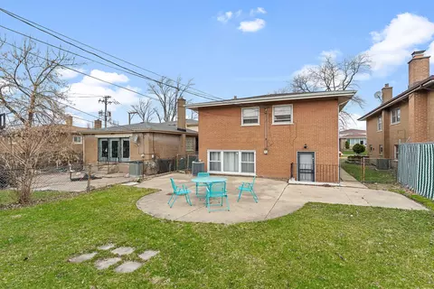 Exterior - 1629 E 92nd St, Chicago, IL 60617 photo 1 of 1