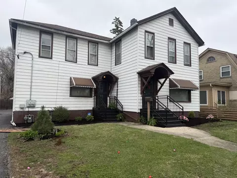 404 Sherman St, Joliet, IL 60433