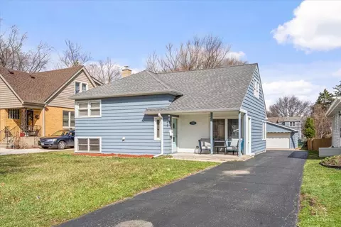 735 S Princeton Ave, Villa Park, IL 60181