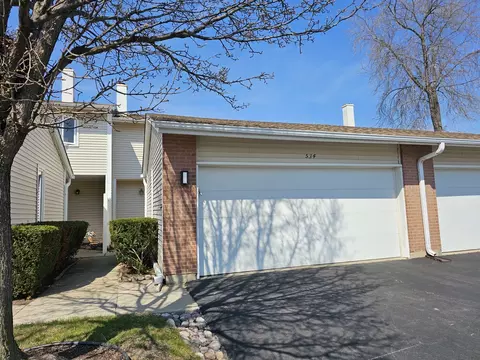 534 Hummingbird Ln, Deerfield, IL 60015
