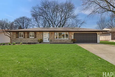 308 Wianno Ln, Schaumburg, IL 60194