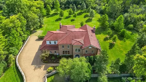 27 W Onwentsia Rd, Lake Forest, IL 60045