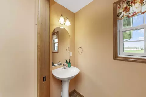 Entry Way - Undisclosed, Toluca, IL 61369 photo 3 of 4