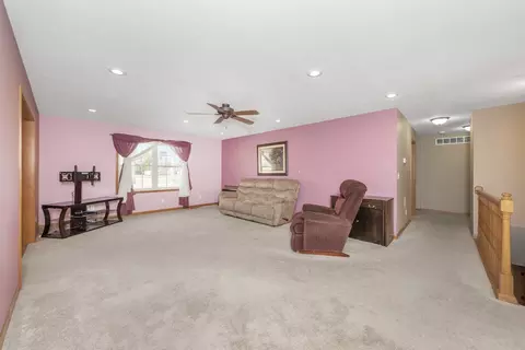 Living - Undisclosed, Toluca, IL 61369 photo 1 of 2