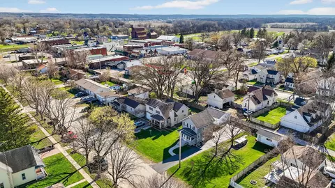 View/Area - 359 Crotty Ave, Seneca, IL 61360 photo 2 of 6