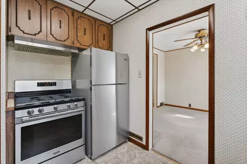 Kitchen - 359 Crotty Ave, Seneca, IL 61360 photo 5 of 5