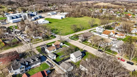 View/Area - 359 Crotty Ave, Seneca, IL 61360 photo 1 of 6
