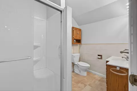 Bath - 359 Crotty Ave, Seneca, IL 61360 photo 1 of 2