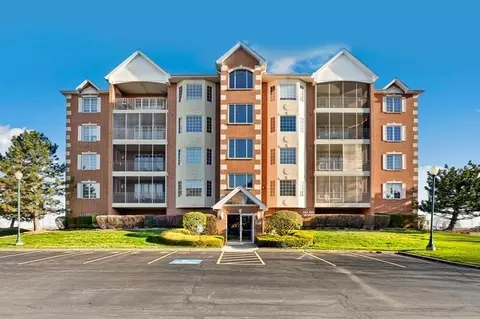 7904 Trinity Cir #2SE, Tinley Park, IL 60487