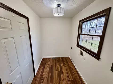 Other - 112 Donoho Dr, Salem, IL 62881 photo 4 of 5