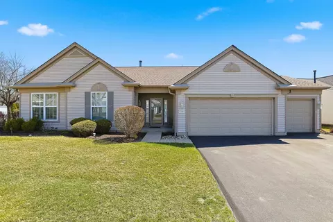 12304 Arlington Dr, Huntley, IL 60142