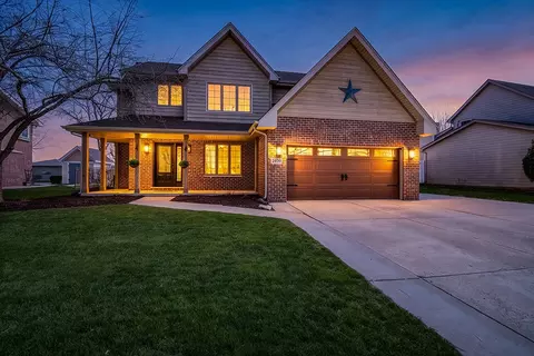 26511 S Overland Dr, Channahon, IL 60410