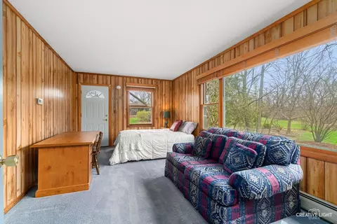 Bedroom - 1005 Meadow Ln, Elgin, IL 60123 photo 1 of 3
