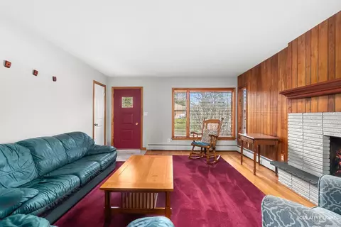 Other - 1005 Meadow Ln, Elgin, IL 60123 photo 2 of 6