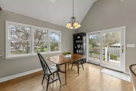 904 Gamon Rd, Wheaton, IL 60189 photo 13