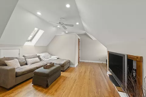 904 Gamon Rd, Wheaton, IL 60189 photo 20