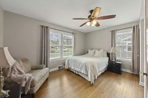 904 Gamon Rd, Wheaton, IL 60189 photo 16