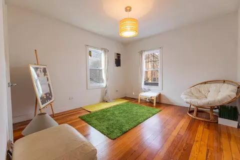 7601 S Bennett Ave, Chicago, IL 60649 photo 16