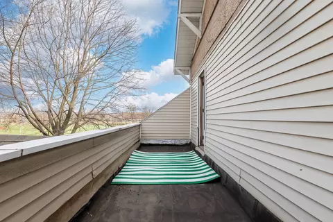 7601 S Bennett Ave, Chicago, IL 60649 photo 21