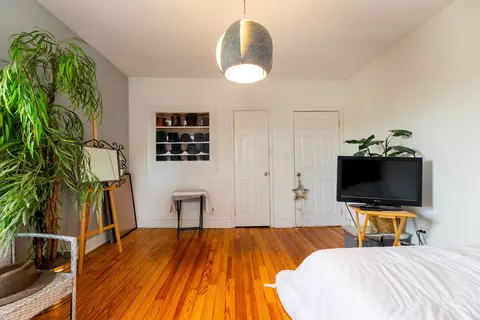 7601 S Bennett Ave, Chicago, IL 60649 photo 19