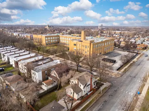 7601 S Bennett Ave, Chicago, IL 60649 photo 38