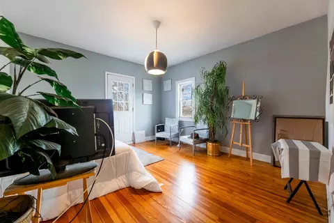 7601 S Bennett Ave, Chicago, IL 60649 photo 18
