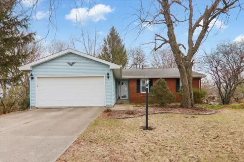 803 Towanda Barnes Rd, Towanda, IL 61776